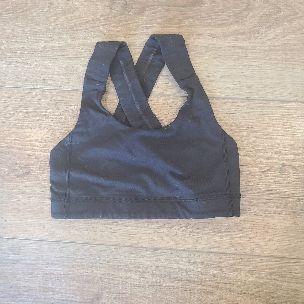 Lululemon size 2 sport bra